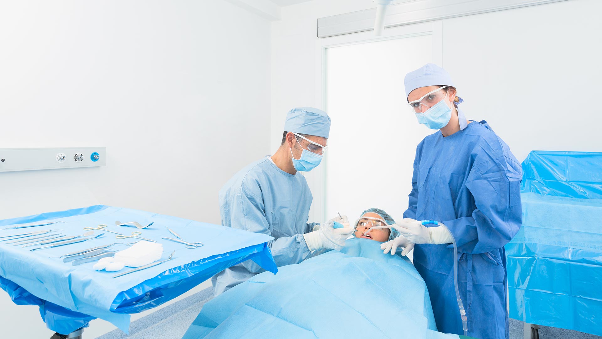 Oral surgery procedure in sterile modern environment